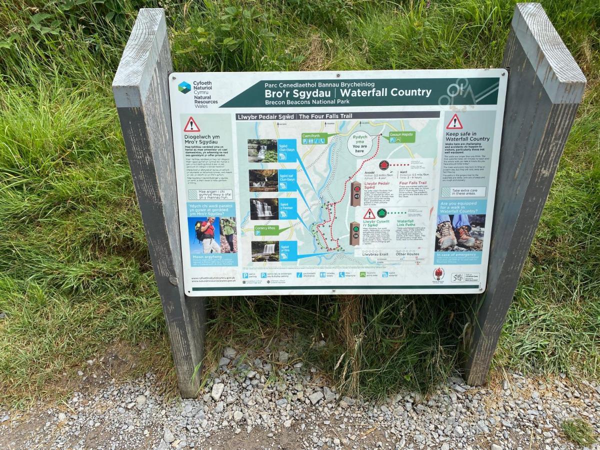 Villa The Cwtch, Log Fire, Sleeps 6, Nr Zip World, Brecon And Bike Park Wales Aberdare Esterno foto