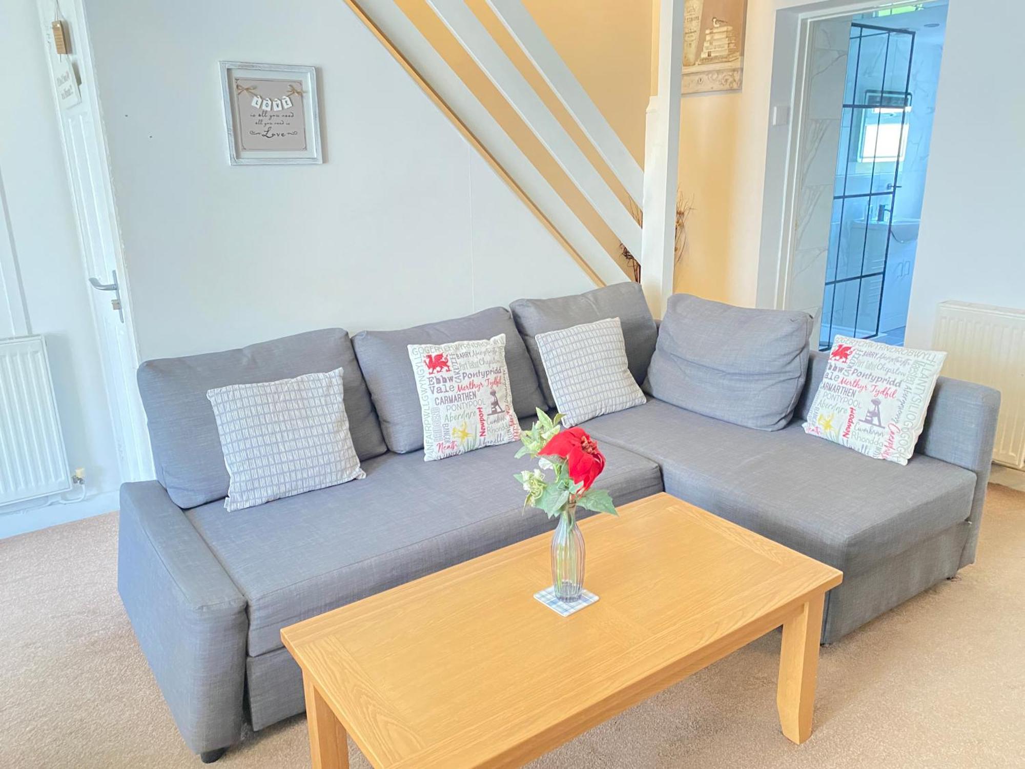 Villa The Cwtch, Log Fire, Sleeps 6, Nr Zip World, Brecon And Bike Park Wales Aberdare Esterno foto